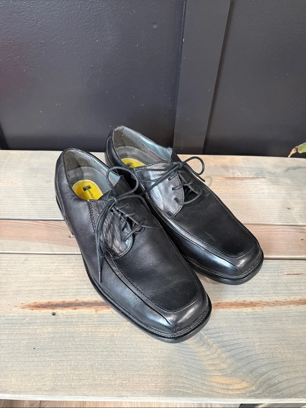 Dockers Black Leather Lace-Up Dress Shoes